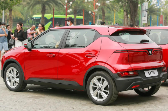 Đánh giá xe VF5 từ người dùng, Đánh giá xe VF5 từ người dùng Trải nghiệm thực tế và tương lai xe điện Việt Nam, Vinfast Mỹ Đình | Đại lý xe ô tô Vinfast chính hãng uy tín tại Hà Nội