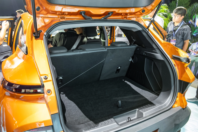 đánh giá xe vf6, Đánh giá xe VF6 SUV Điện &#8211; Trải Nghiệm Lái &amp; Công Nghệ Tiên Tiến, Vinfast Mỹ Đình | Đại lý xe ô tô Vinfast chính hãng uy tín tại Hà Nội