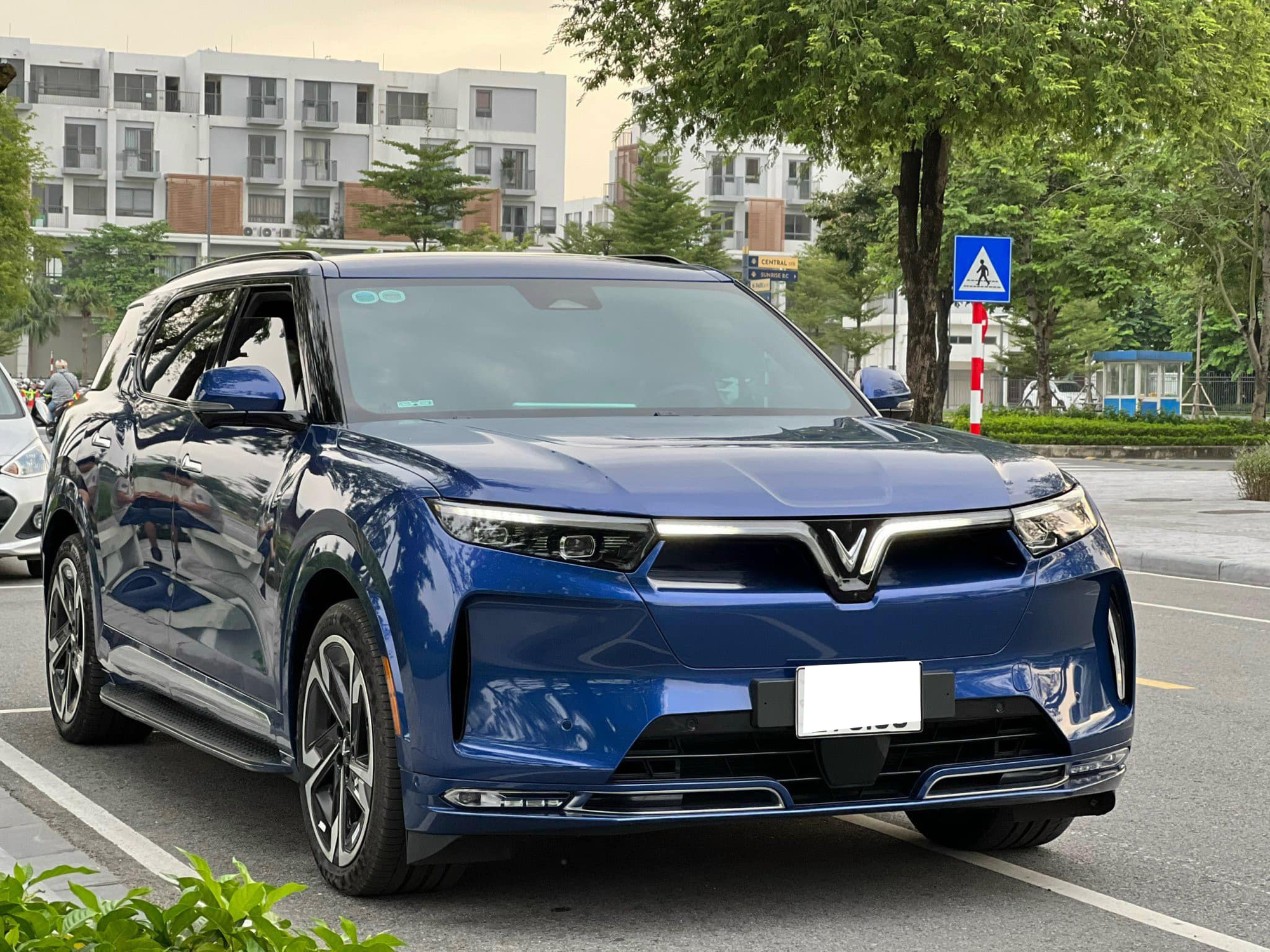 gia vf9, VinFast VF9 SUV Điện Cao Cấp – Trải Nghiệm Sang Trọng & Hiện Đại, Vinfast Mỹ Đình | Đại lý xe ô tô Vinfast chính hãng uy tín tại Hà Nội