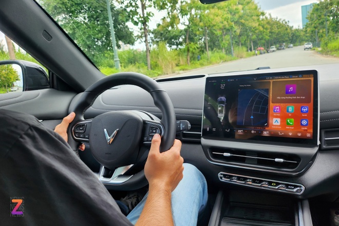 Thu cũ đổi mới xe xăng sang xe điện Vinfast 