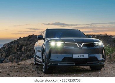 vf9, Kh&aacute;m Ph&aacute; Chiếc Xe Điện Vf9 – Tương Lai Của Ng&agrave;nh &Ocirc; T&ocirc;, Vinfast Mỹ Đ&igrave;nh | Đại l&yacute; xe &ocirc; t&ocirc; Vinfast ch&iacute;nh h&atilde;ng uy t&iacute;n tại H&agrave; Nội