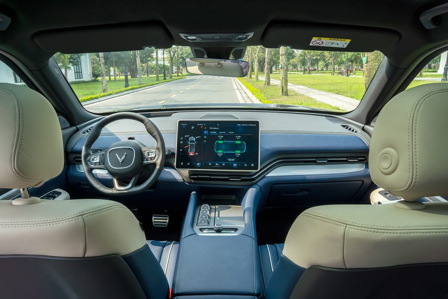 vf9, Kh&aacute;m Ph&aacute; Chiếc Xe Điện Vf9 – Tương Lai Của Ng&agrave;nh &Ocirc; T&ocirc;, Vinfast Mỹ Đ&igrave;nh | Đại l&yacute; xe &ocirc; t&ocirc; Vinfast ch&iacute;nh h&atilde;ng uy t&iacute;n tại H&agrave; Nội