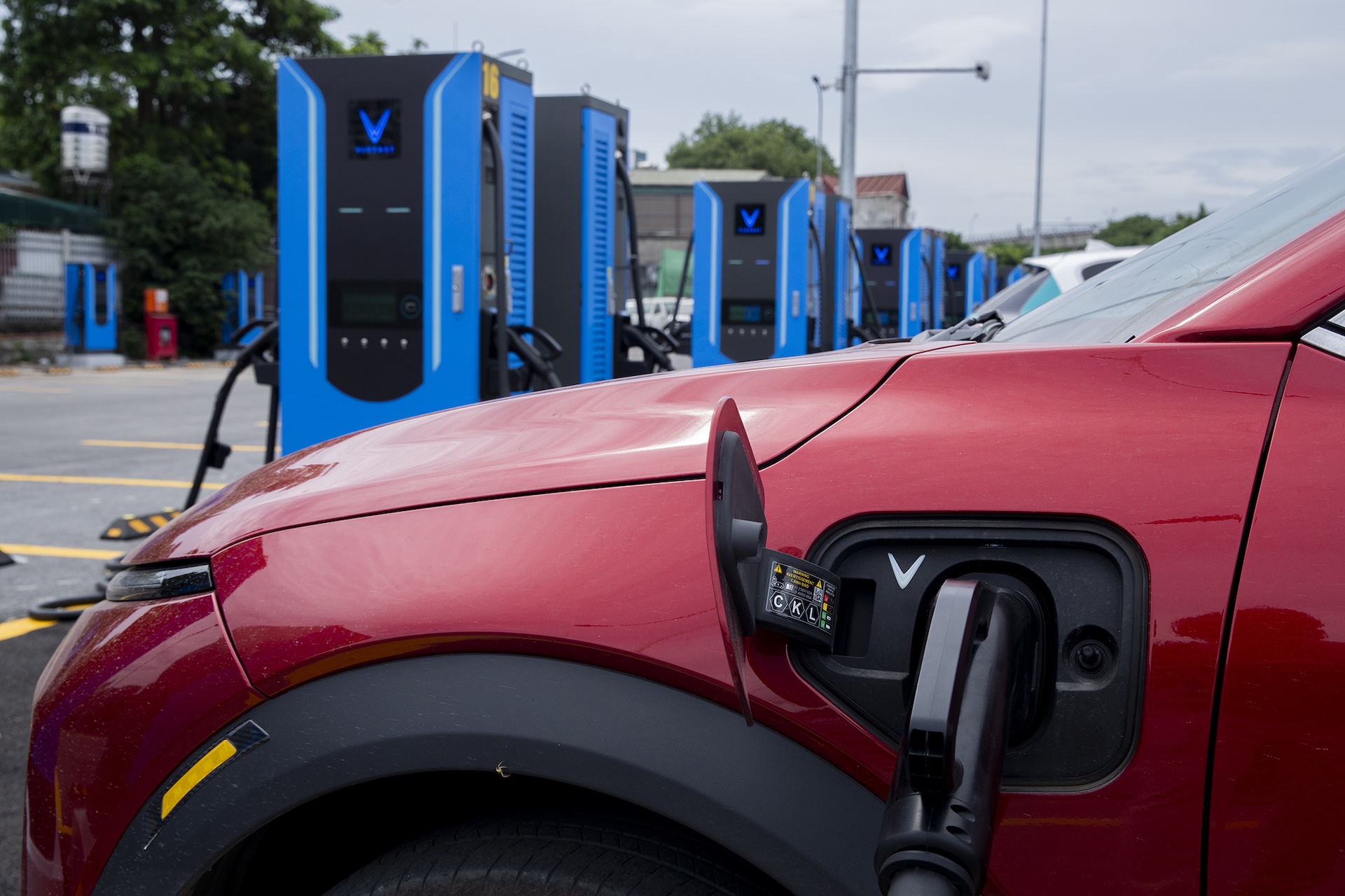 Trạm sạc vinfast, Khám Phá Trạm Sạc VinFast – Giải Pháp Sạc Xe Tương Lai, Vinfast Mỹ Đình | Đại lý xe ô tô Vinfast chính hãng uy tín tại Hà Nội