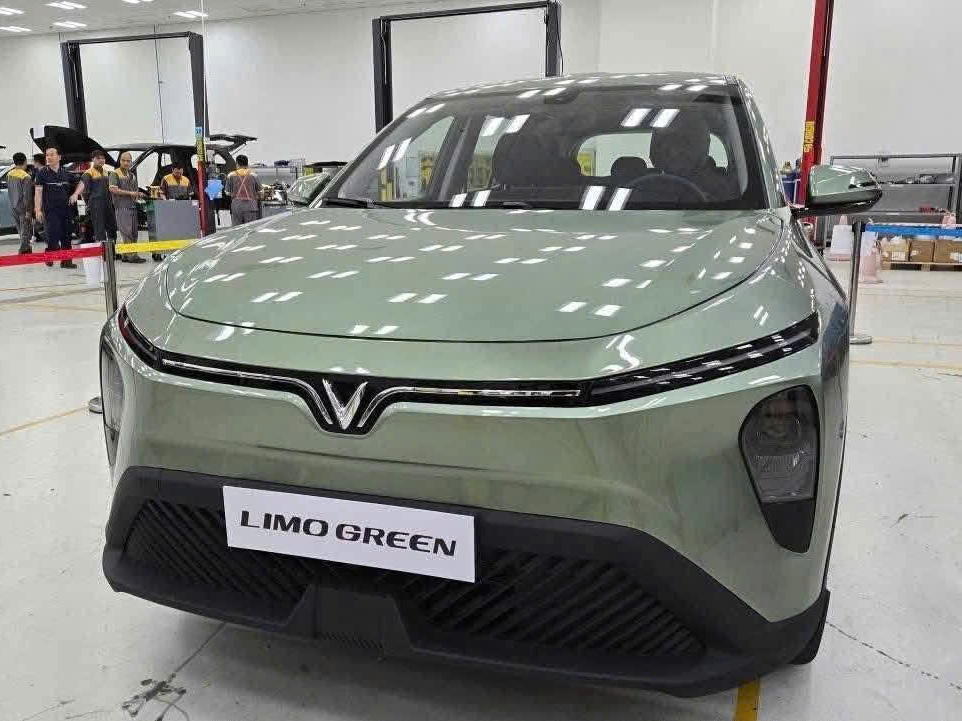 vinfast limo green, Vinfast Limo Green – Tương Lai Xanh Của Di Chuyển Sang Trọng, Vinfast Mỹ Đình | Đại lý xe ô tô Vinfast chính hãng uy tín tại Hà Nội