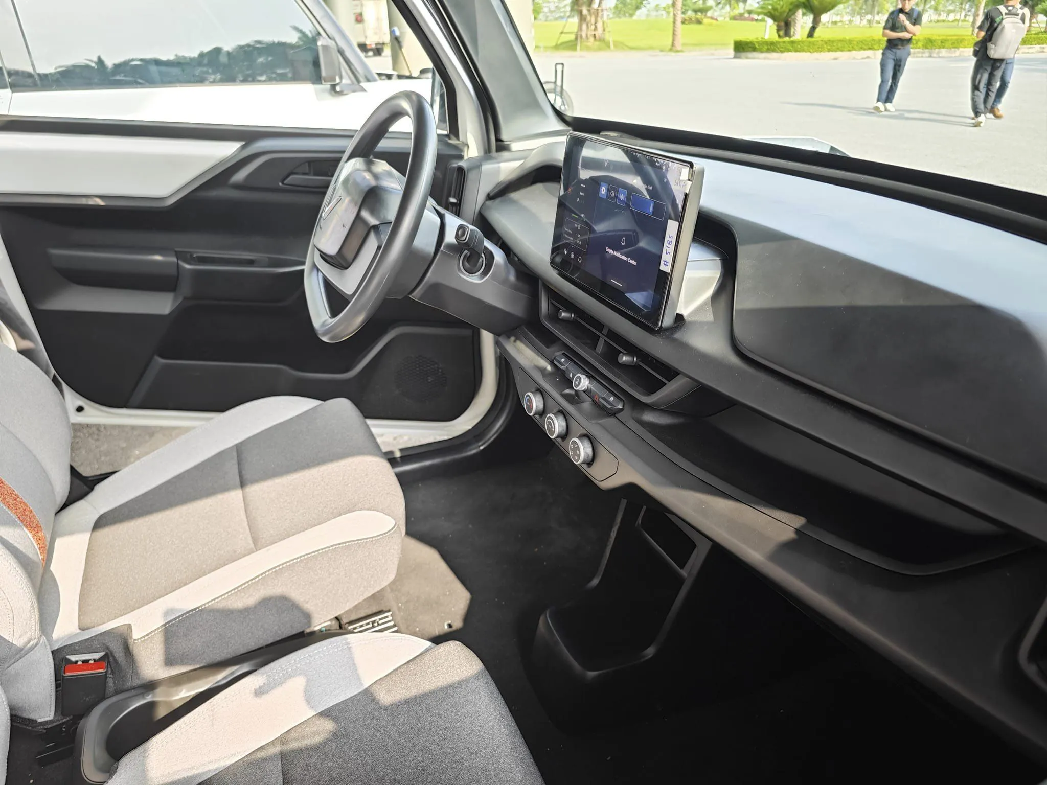 giá xe vf3, Khám Phá Giá Xe VF3 &#8211; Đánh Giá Toàn Diện Về Mẫu Xe Này, Vinfast Mỹ Đình | Đại lý xe ô tô Vinfast chính hãng uy tín tại Hà Nội