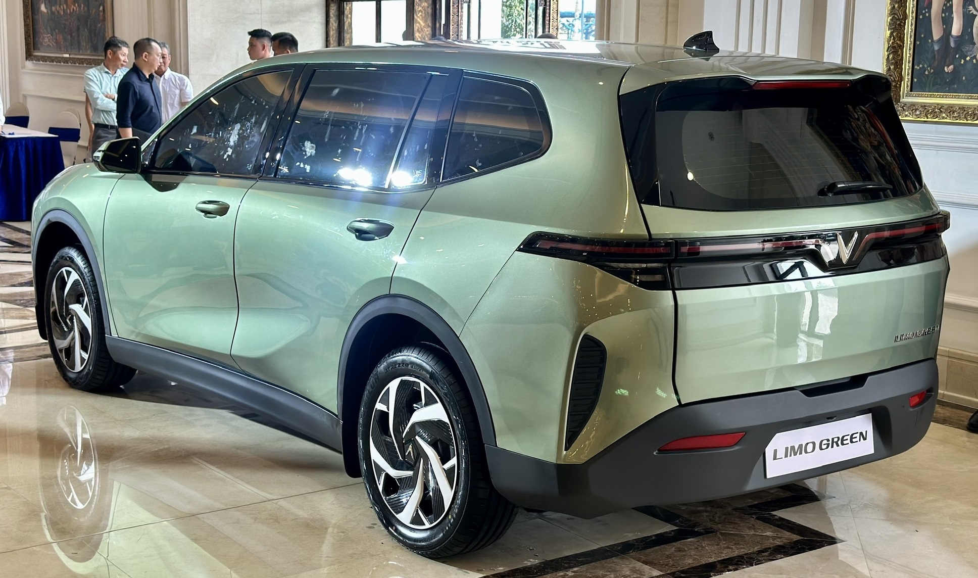 limo green, Limo Green &#8211; Chìa Khóa Để Một Hành Trình Bền Vững Và Sang Trọng, Vinfast Mỹ Đình | Đại lý xe ô tô Vinfast chính hãng uy tín tại Hà Nội