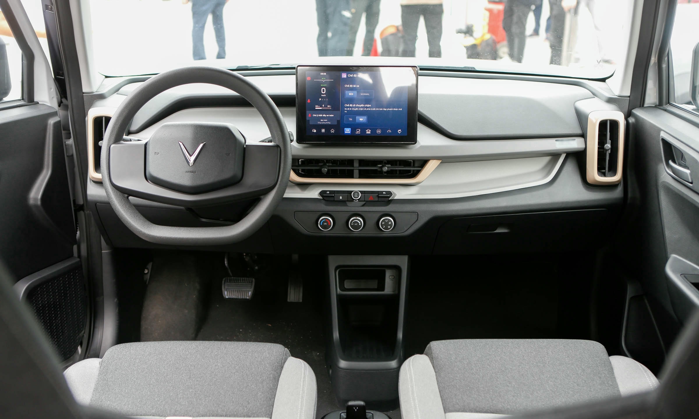 vinfast vf3 giá, Khám Phá Giá Cả Đầy Hấp Dẫn Của VinFast VF3 &#8211; Lựa Chọn Xe Điện Tương Lai, Vinfast Mỹ Đình | Đại lý xe ô tô Vinfast chính hãng uy tín tại Hà Nội