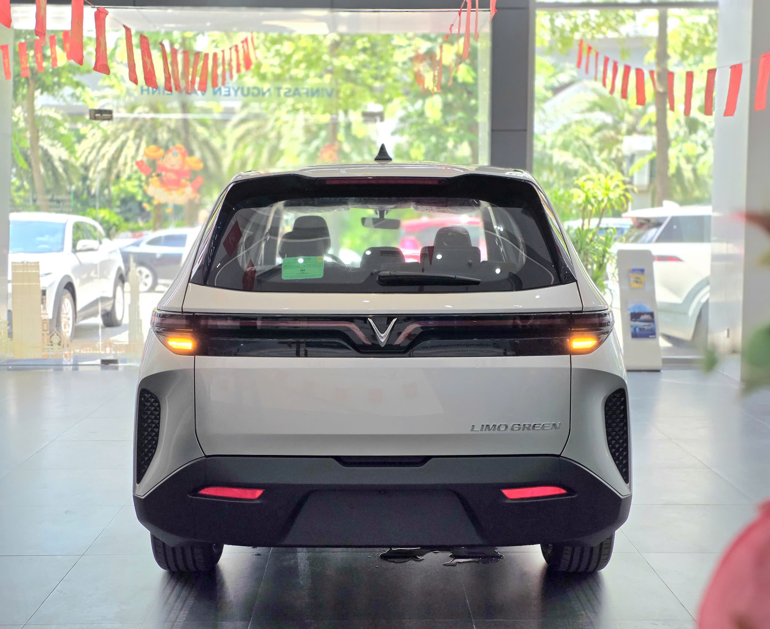 mua xe limo green trả góp, Mua xe limo green trả góp – Giải pháp tài chính thông minh cho gia đình bạn, Vinfast Mỹ Đình | Đại lý xe ô tô Vinfast chính hãng uy tín tại Hà Nội