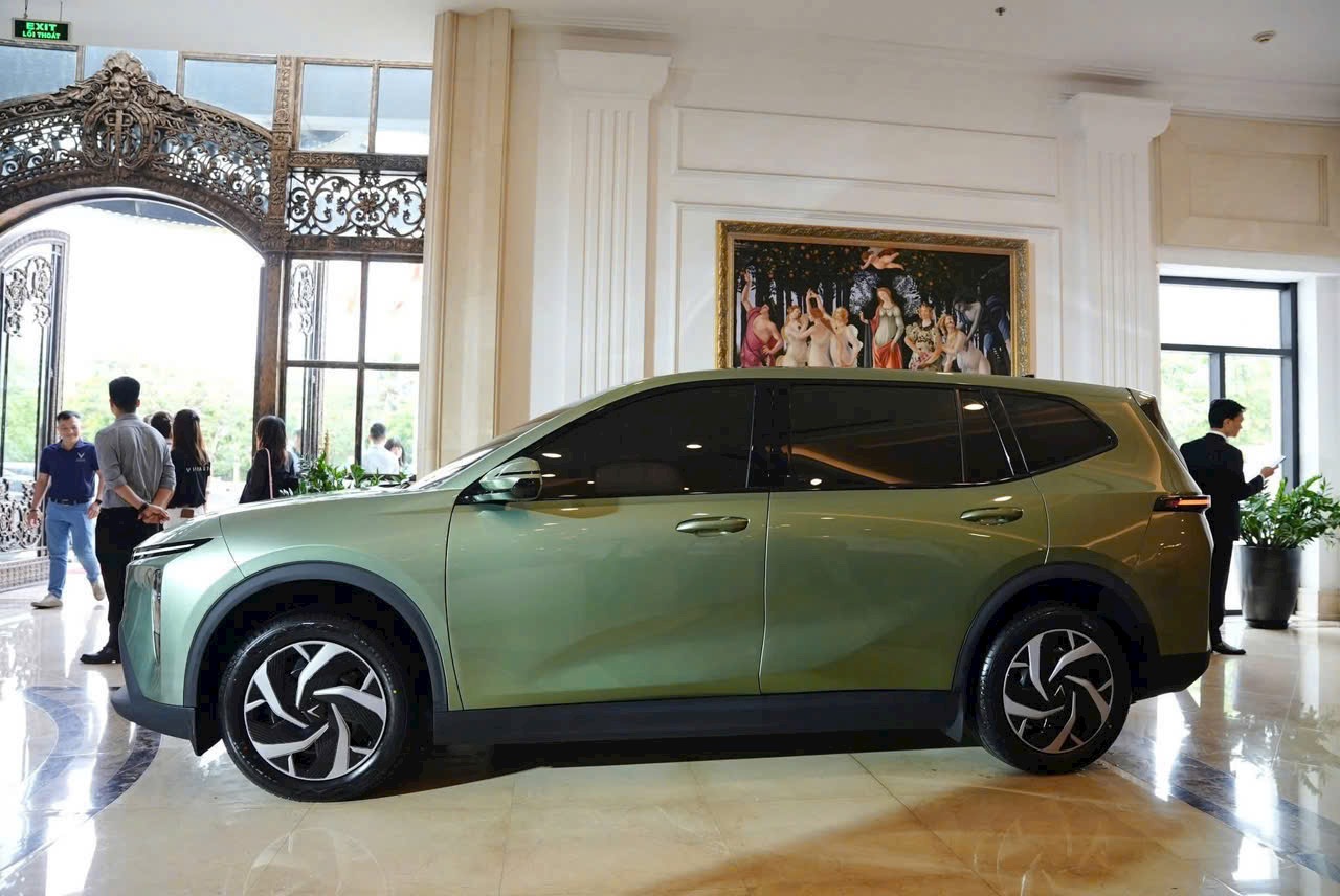 vinfast limo green trả góp, Trải Nghiệm Mới Với VinFast Limo Green Trả Góp &#8211; Giải Pháp Tài Chính Thông Minh, Vinfast Mỹ Đình | Đại lý xe ô tô Vinfast chính hãng uy tín tại Hà Nội