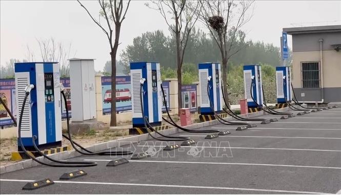 TRẠM SẠC XE ĐIỆN, TRẠM SẠC XE ĐIỆN – Giải pháp bền vững cho tương lai giao thông, Vinfast Mỹ Đình | Đại lý xe ô tô Vinfast chính hãng uy tín tại Hà Nội