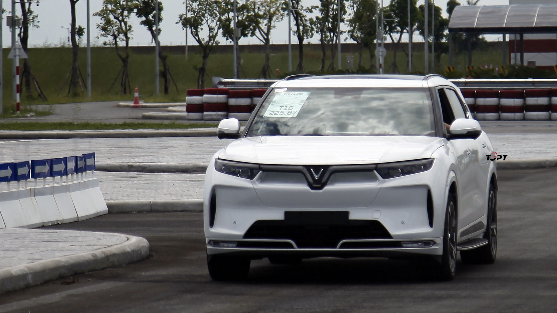 ưu điểm của xe vinfast vf9, Ưu điểm của xe VinFast VF9 – Khám Phá Những Đặc Điểm Nổi Bật, Vinfast Mỹ Đình | Đại lý xe ô tô Vinfast chính hãng uy tín tại Hà Nội