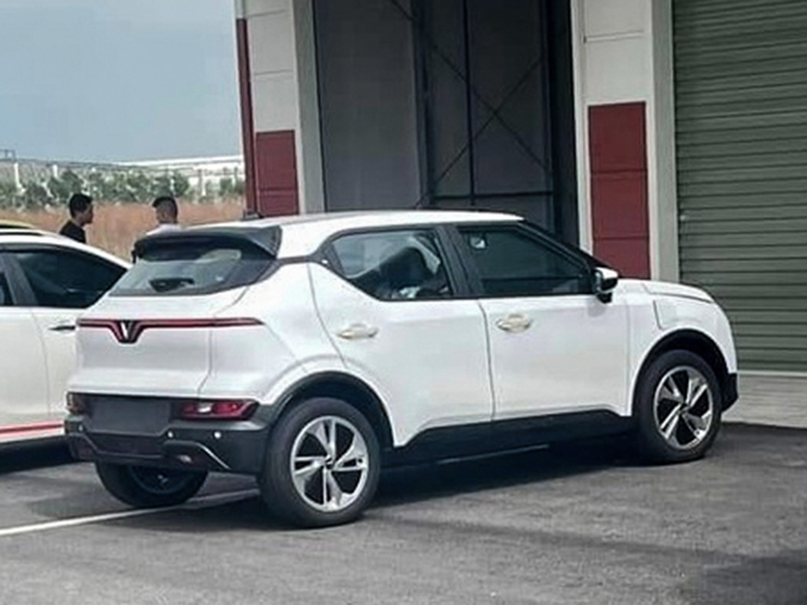 VF5 xe ô tô điện cho người mua xe lần đầu, VF5 xe ô tô điện cho người mua xe lần đầu – Hành trình khám phá sự hiện đại và bền vững, Vinfast Mỹ Đình | Đại lý xe ô tô Vinfast chính hãng uy tín tại Hà Nội