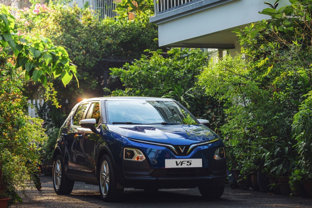VF5 xe ô tô điện cho người mua xe lần đầu, VF5 xe ô tô điện cho người mua xe lần đầu – Hành trình khám phá sự hiện đại và bền vững, Vinfast Mỹ Đình | Đại lý xe ô tô Vinfast chính hãng uy tín tại Hà Nội