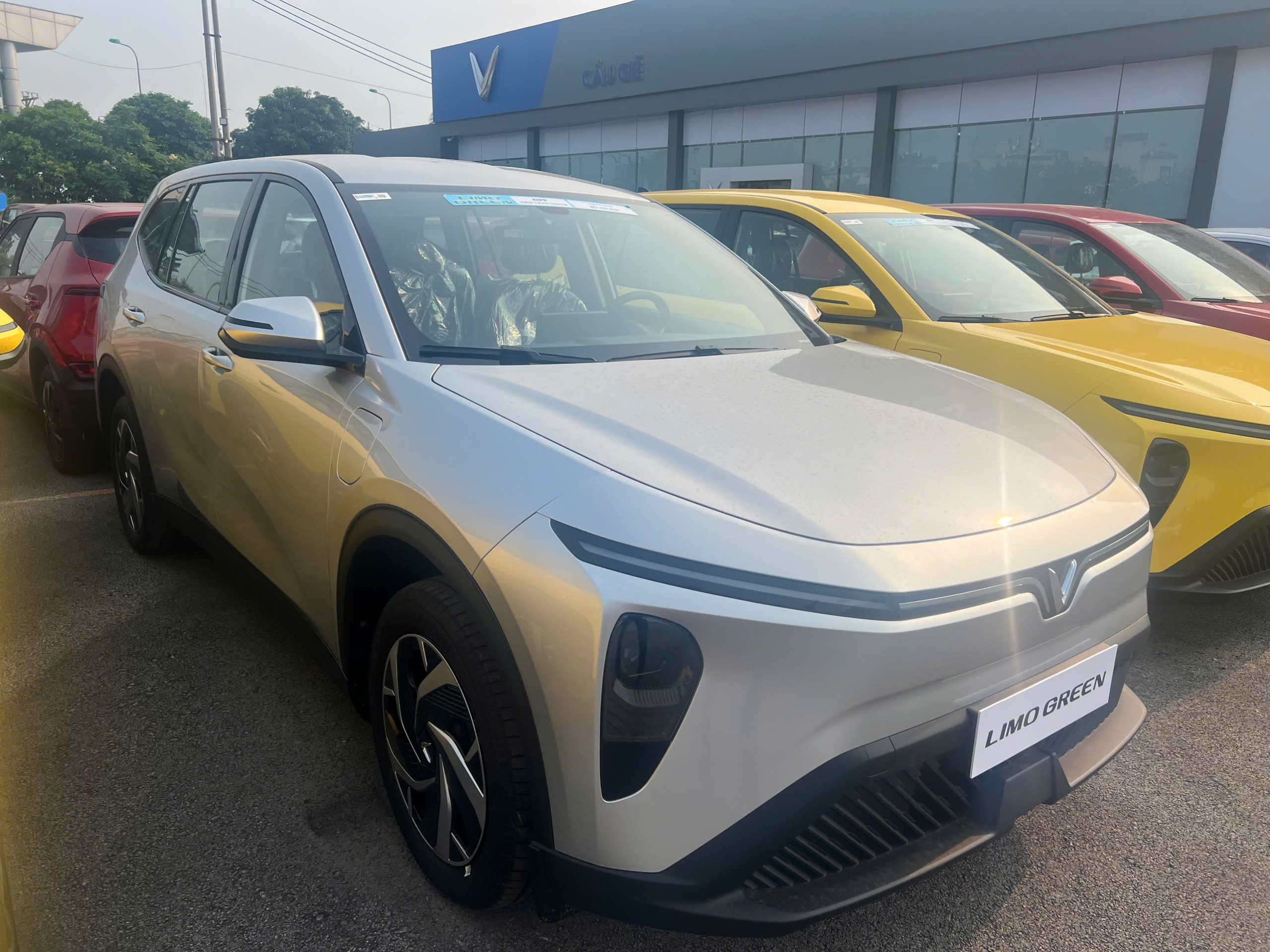 xe limo green, Xe Limo Green – Bước Đột Phá Trong Ngành Ô Tô Điện Việt Nam, Vinfast Mỹ Đình | Đại lý xe ô tô Vinfast chính hãng uy tín tại Hà Nội