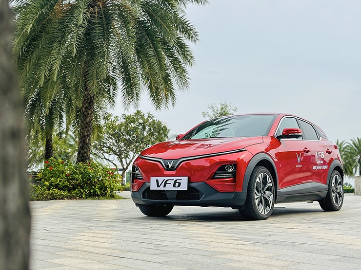 Xe VF6 giá tốt, Xe VF6 giá tốt – Tại sao gia đình trẻ lại chọn VinFast VF 6?, Vinfast Mỹ Đình | Đại lý xe ô tô Vinfast chính hãng uy tín tại Hà Nội