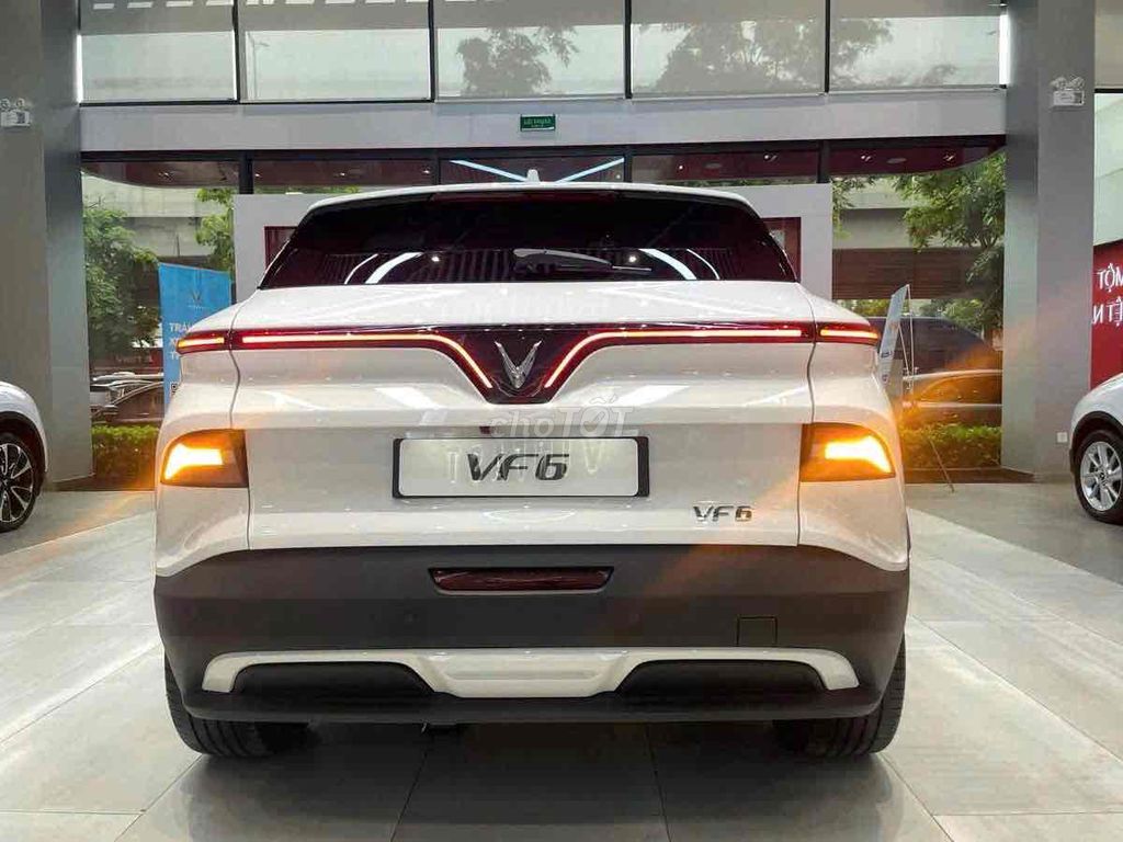 Xe VF6 giá tốt, Xe VF6 giá tốt – Tại sao gia đình trẻ lại chọn VinFast VF 6?, Vinfast Mỹ Đình | Đại lý xe ô tô Vinfast chính hãng uy tín tại Hà Nội