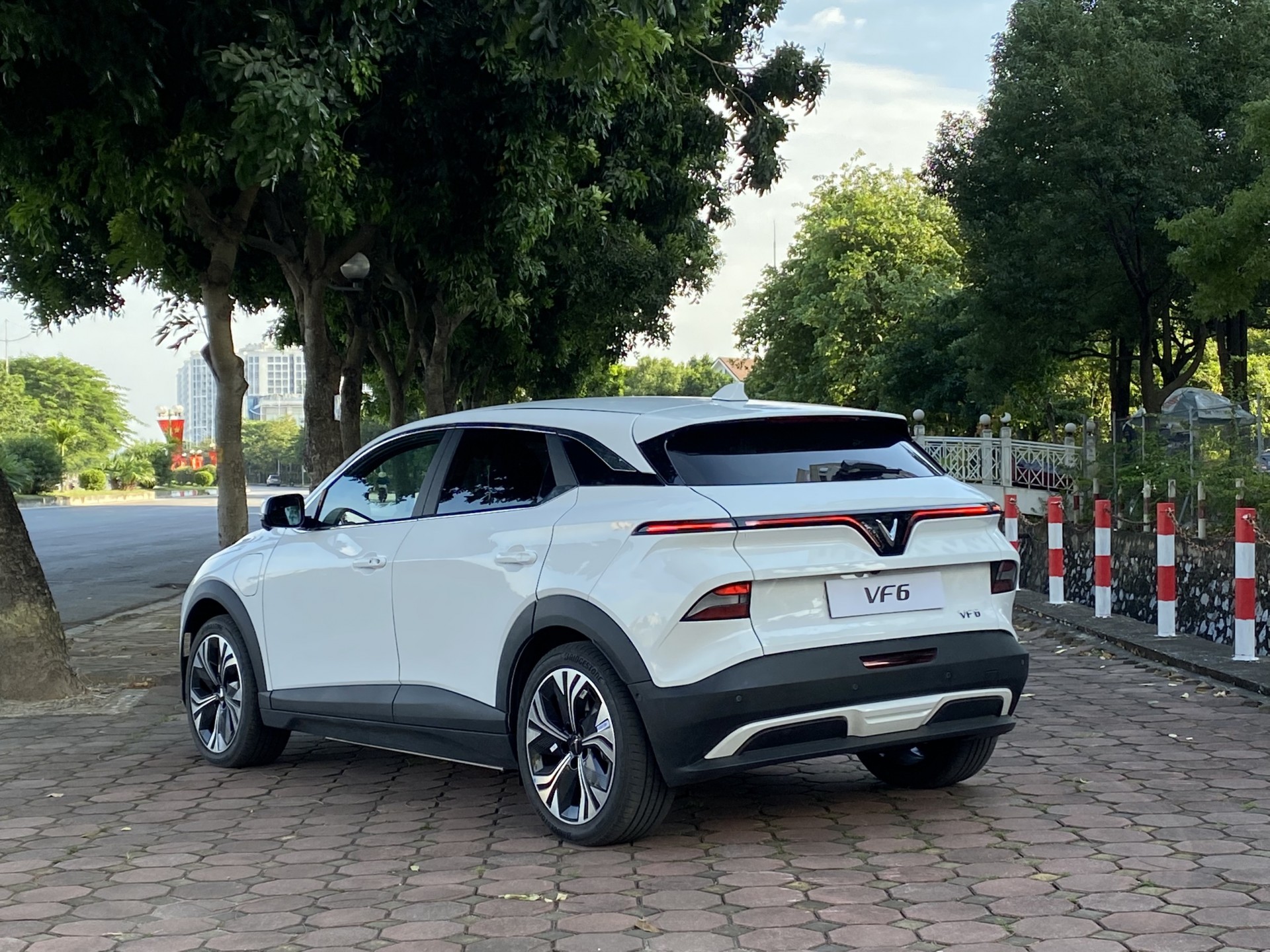 Xe VF6 giá tốt, Xe VF6 giá tốt – Tại sao gia đình trẻ lại chọn VinFast VF 6?, Vinfast Mỹ Đình | Đại lý xe ô tô Vinfast chính hãng uy tín tại Hà Nội