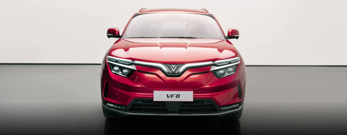 Xe VF8 cảm giác lái như siêu xe, Xe VF8 cảm giác lái như siêu xe – Trải nghiệm điều khiển đỉnh cao của một mẫu SUV điện, Vinfast Mỹ Đình | Đại lý xe ô tô Vinfast chính hãng uy tín tại Hà Nội