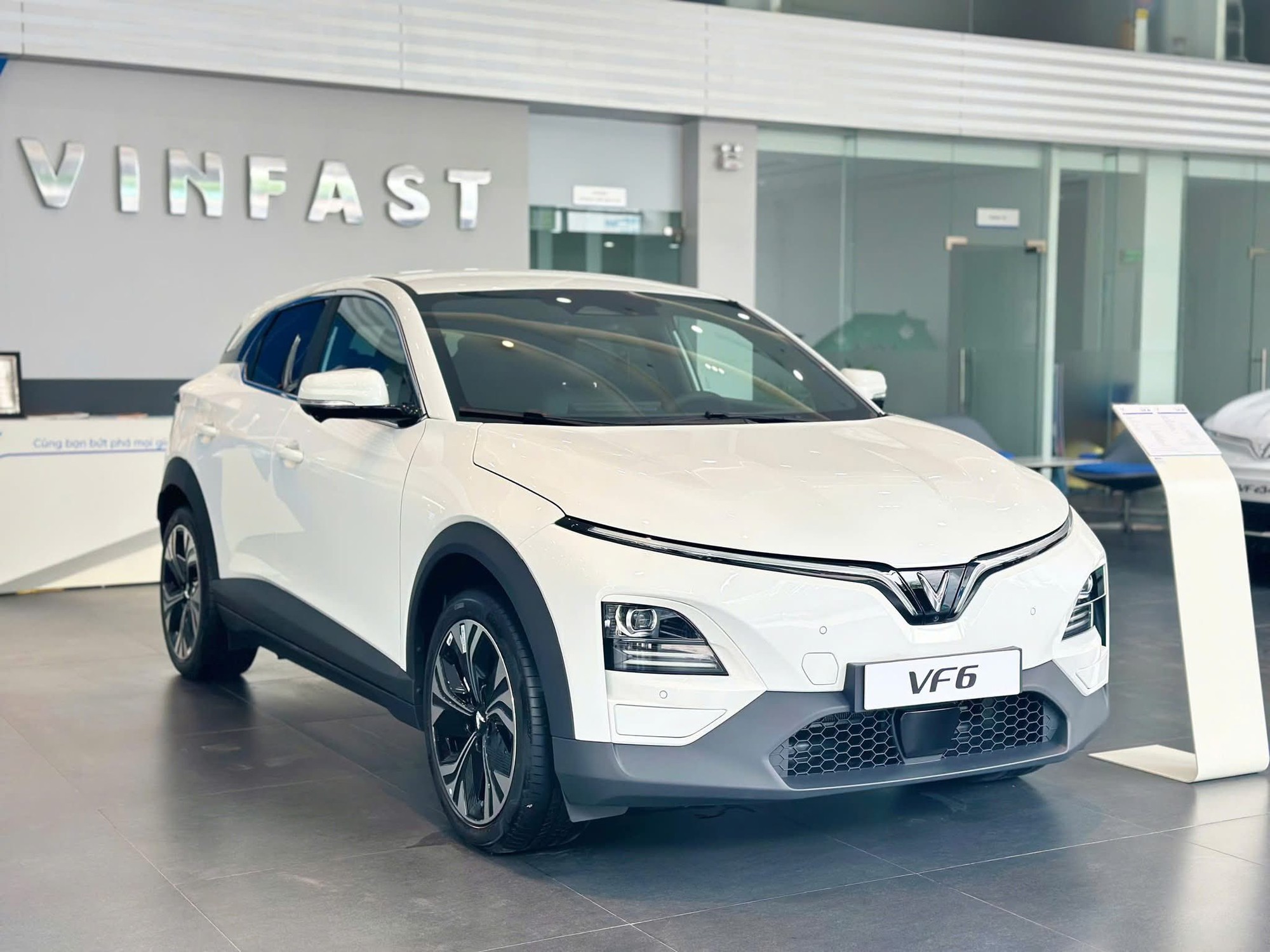 Thời điểm Vàng xuống tiền mua VF6 đón Tết, Thời điểm Vàng xuống tiền mua VF6 đón Tết – Cơ hội không thể bỏ lỡ!, Vinfast Mỹ Đình | Đại lý xe ô tô Vinfast chính hãng uy tín tại Hà Nội