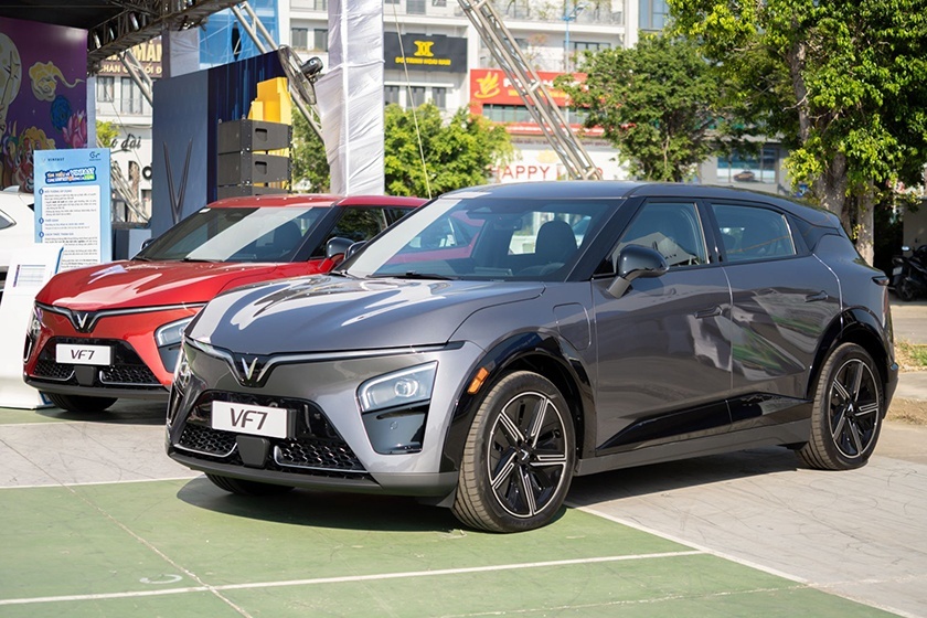 Xe VF7 tốt nhất ph&acirc;n kh&uacute;c dưới 1 tỷ đồng, Xe VF7 tốt nhất ph&acirc;n kh&uacute;c dưới 1 tỷ đồng – Sự Thật Đằng Sau Th&agrave;nh C&ocirc;ng Của Mẫu Xe Thương Hiệu Việt, Vinfast Mỹ Đ&igrave;nh | Đại l&yacute; xe &ocirc; t&ocirc; Vinfast ch&iacute;nh h&atilde;ng uy t&iacute;n tại H&agrave; Nội