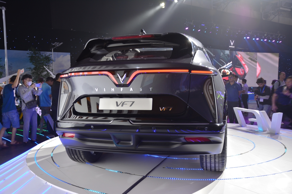 VF7 thuần điện hay inova HEV, VF7 thuần điện hay inova HEV – Lựa chọn s&aacute;ng suốt giữa hai xu hướng năng lượng mới trong thị trường &ocirc; t&ocirc; Việt Nam, Vinfast Mỹ Đ&igrave;nh | Đại l&yacute; xe &ocirc; t&ocirc; Vinfast ch&iacute;nh h&atilde;ng uy t&iacute;n tại H&agrave; Nội