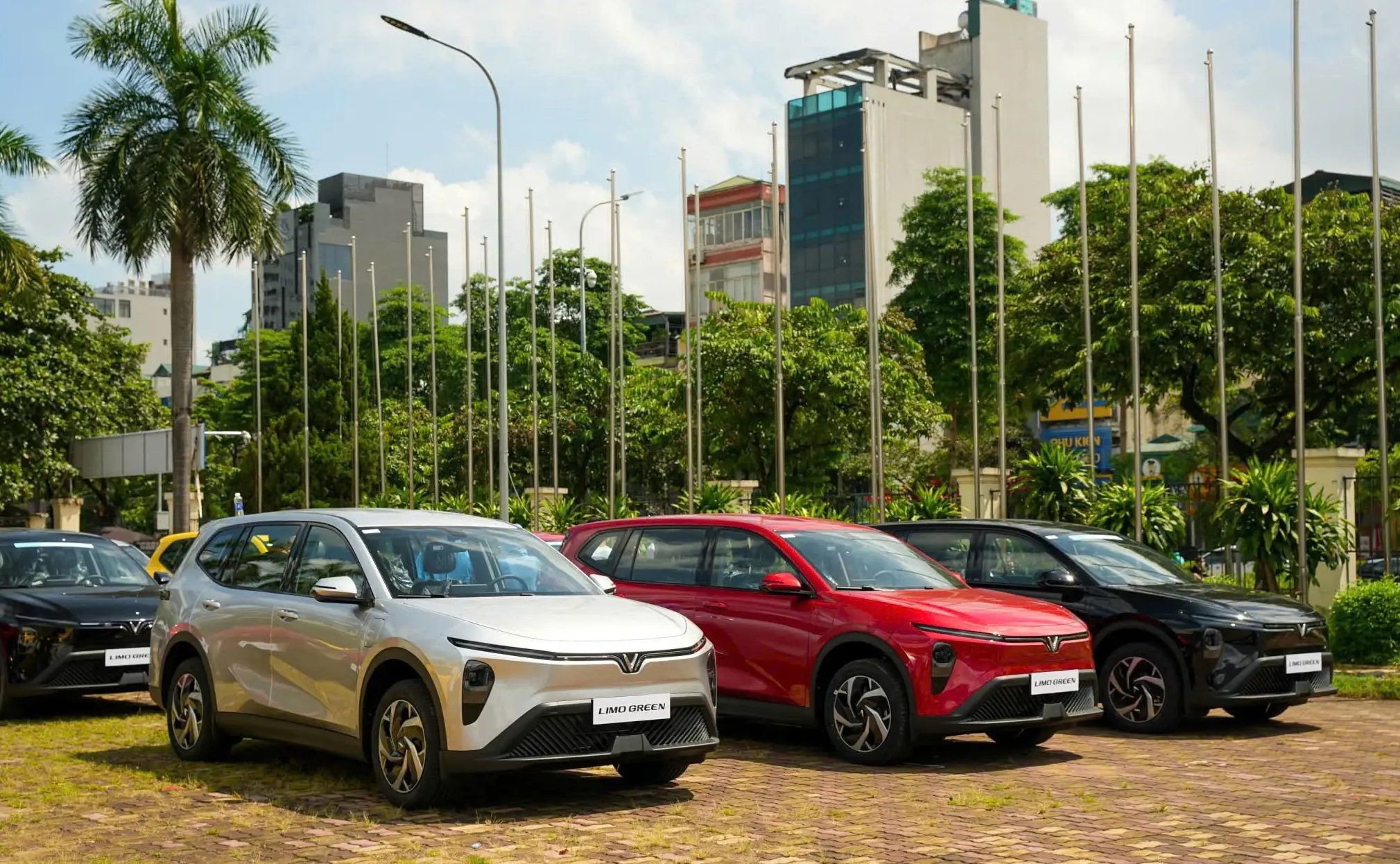 xe limo green, Xe Limo Green: Giải Ph&aacute;p Vận Tải Xanh Ti&ecirc;n Phong Cho Tương Lai, Vinfast Mỹ Đ&igrave;nh | Đại l&yacute; xe &ocirc; t&ocirc; Vinfast ch&iacute;nh h&atilde;ng uy t&iacute;n tại H&agrave; Nội